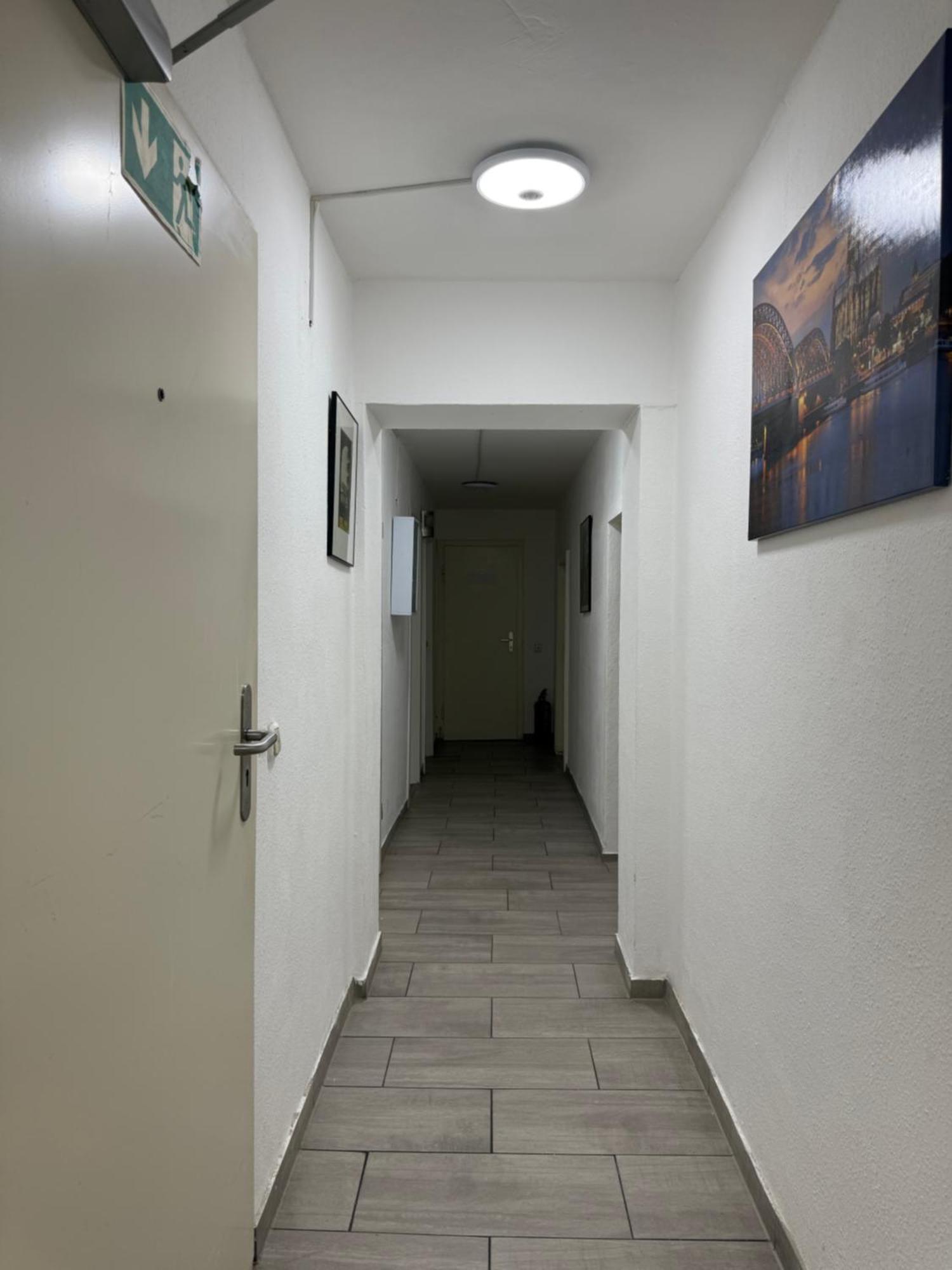 קלן Hotel Garni Emir מראה חיצוני תמונה
