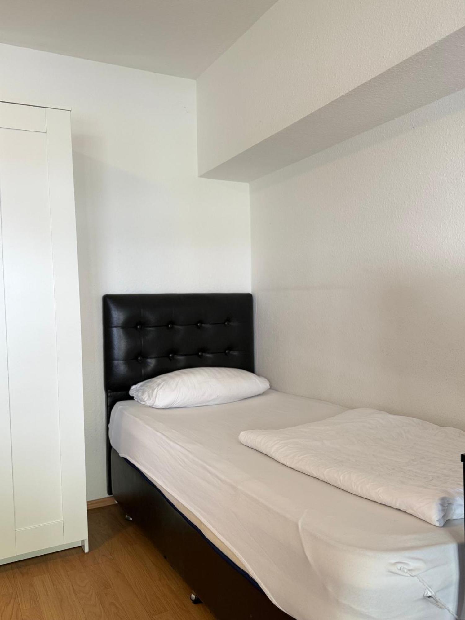 קלן Hotel Garni Emir מראה חיצוני תמונה
