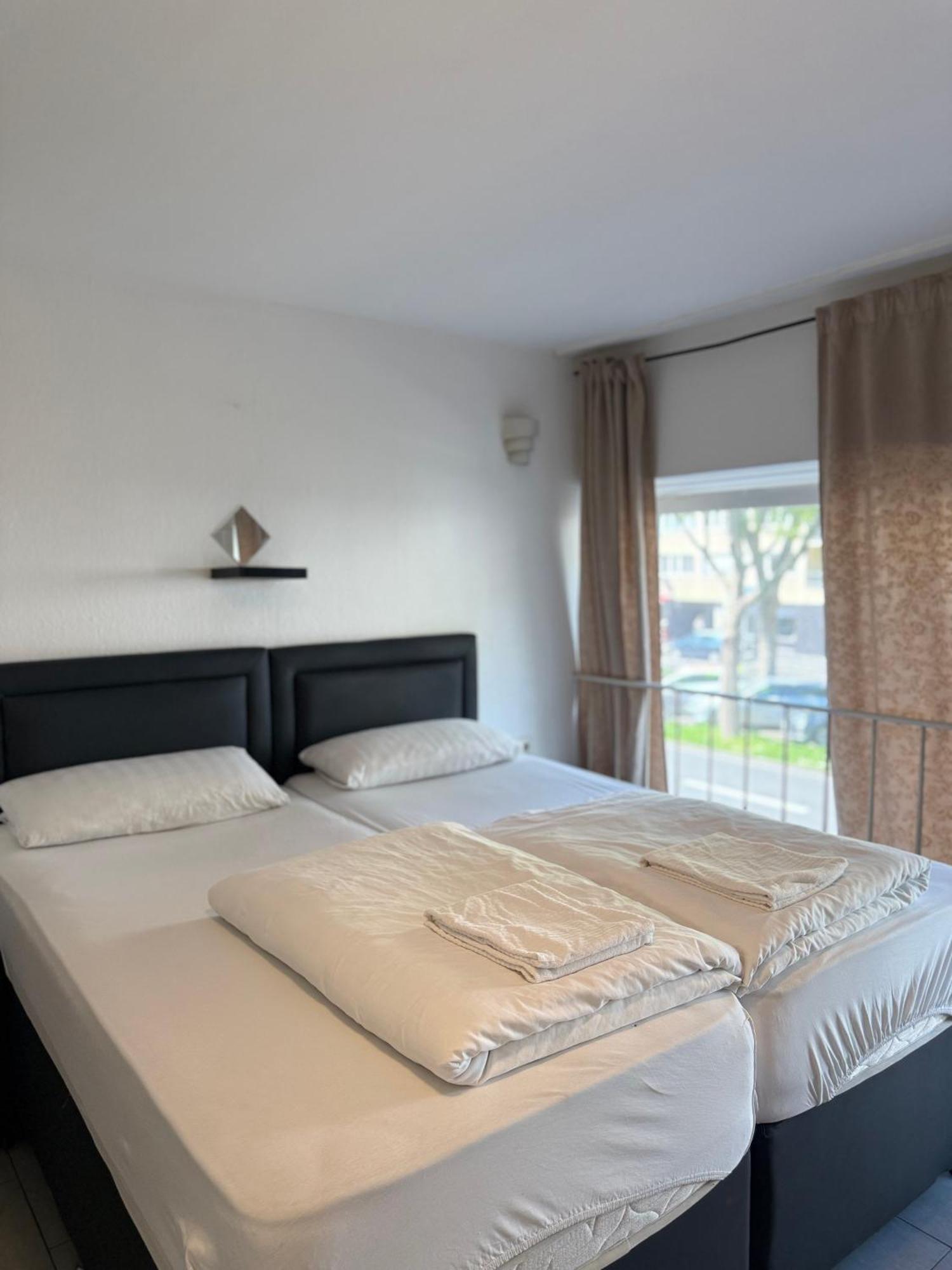 קלן Hotel Garni Emir מראה חיצוני תמונה